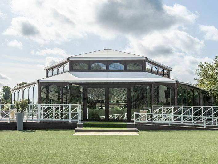 cover Le Pavillon de Jardy by Paris Country Club