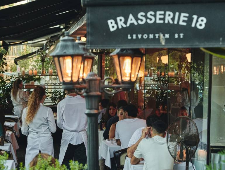 cover Brasserie 18
