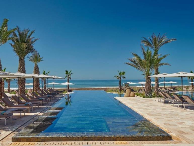 cover White and Blue Souccot