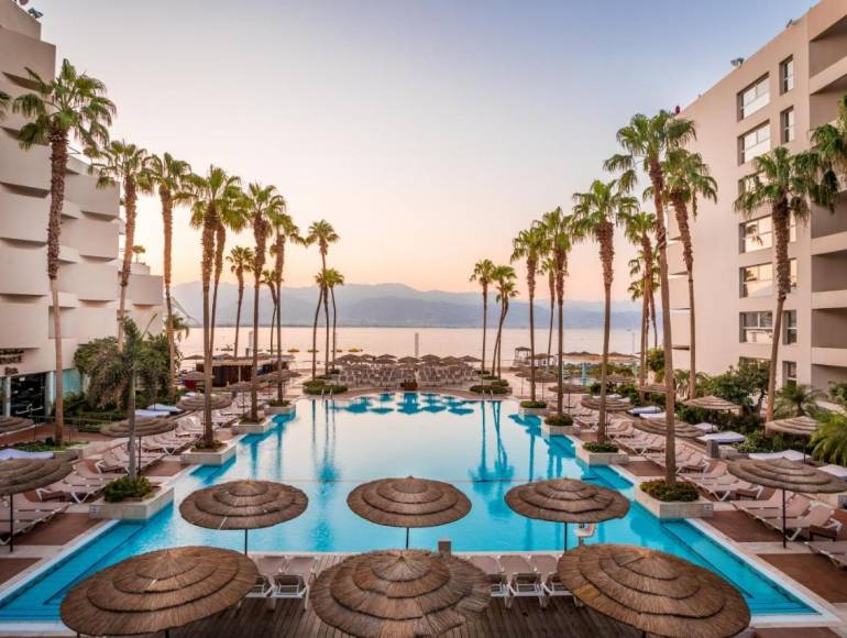 cover Club Paradise Eilat
