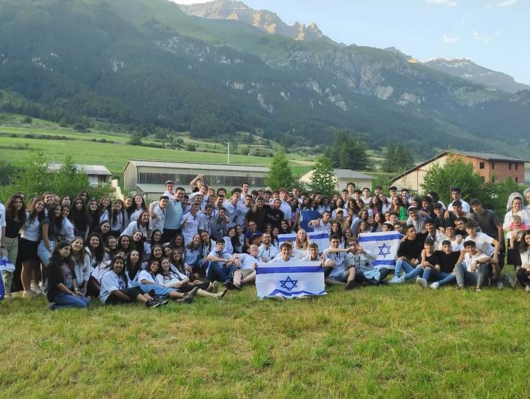 cover Bné Akiva - Mahané Sayarim.