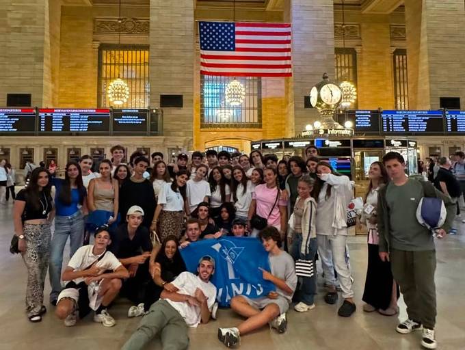 cover Yaniv - Canada - New-York - 15-18 ans -Juillet