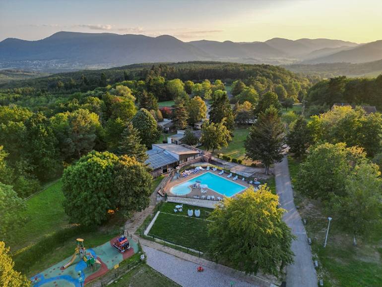 cover Sarah Tours Shavouot Hôtel Parc & SPA les Cigognes