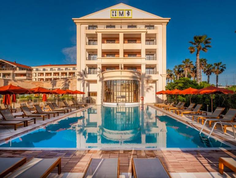 cover Hotel Villa M avec John's Traiteur