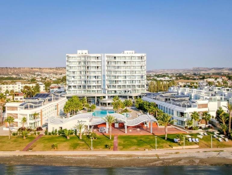 Blue Vouges Blue Voyages Chypre Août 2026 | Voyager cacher à Chypre - Alloj