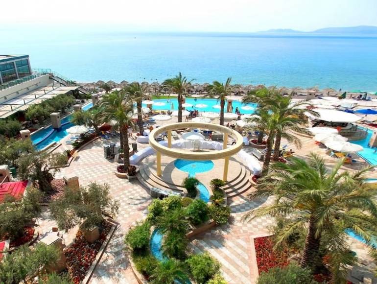 cover To Club - Pessah à Loutraki